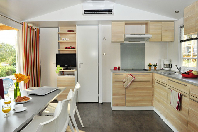 cuisine toute équipée d'un mobil-home Comfort